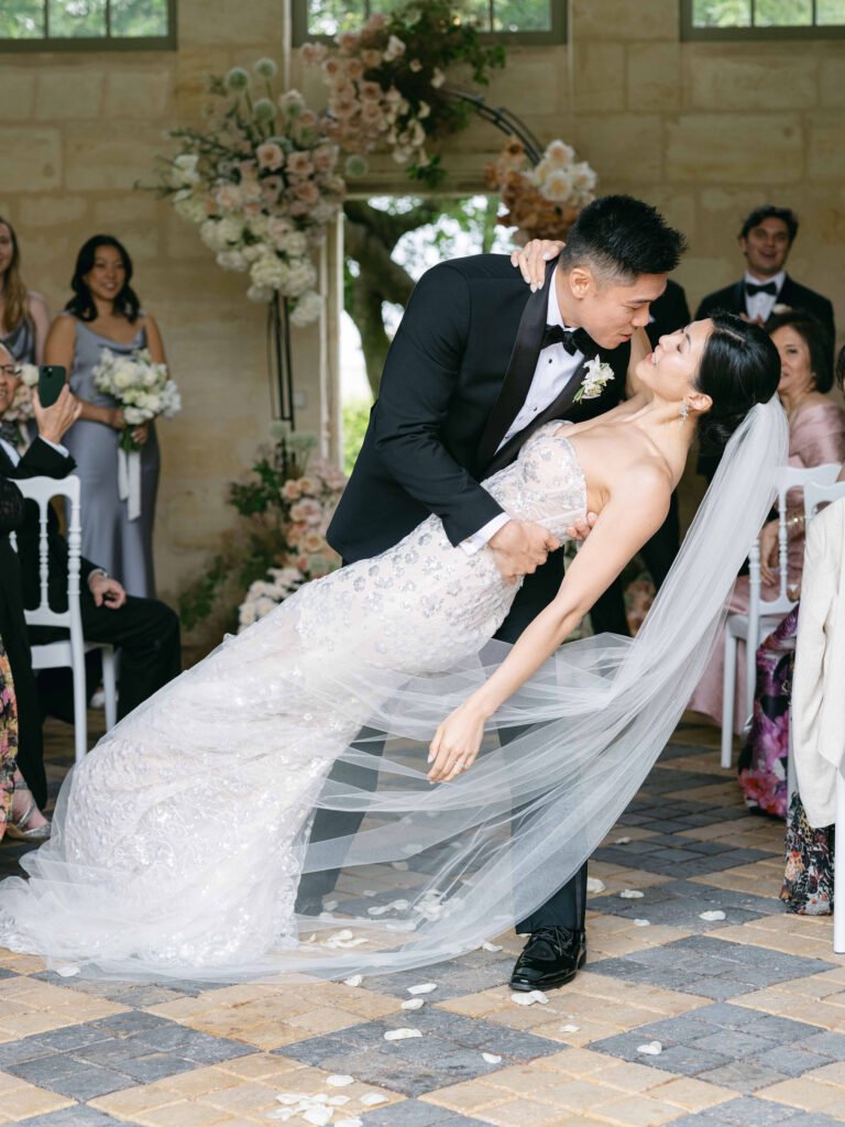 Château Gassies luxury wedding