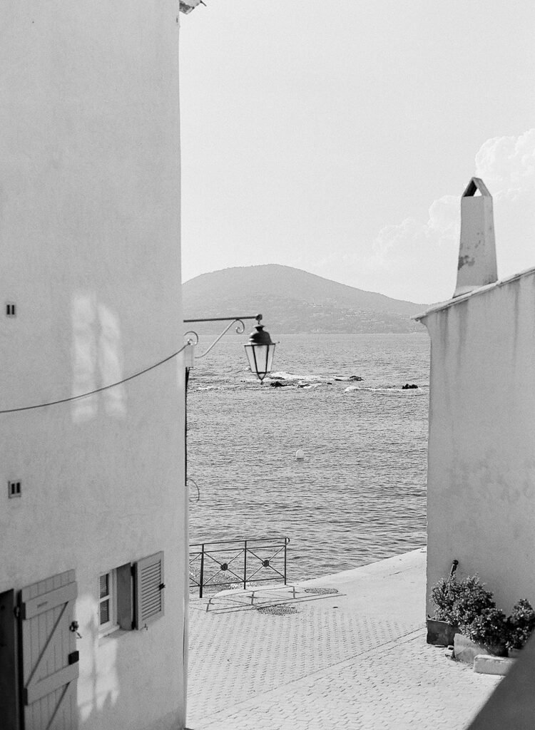 A Wedding on the French Riviera: Pan Deï Palais, Saint-Tropez by Franklyn K Photography, luxury wedding photographer Paris