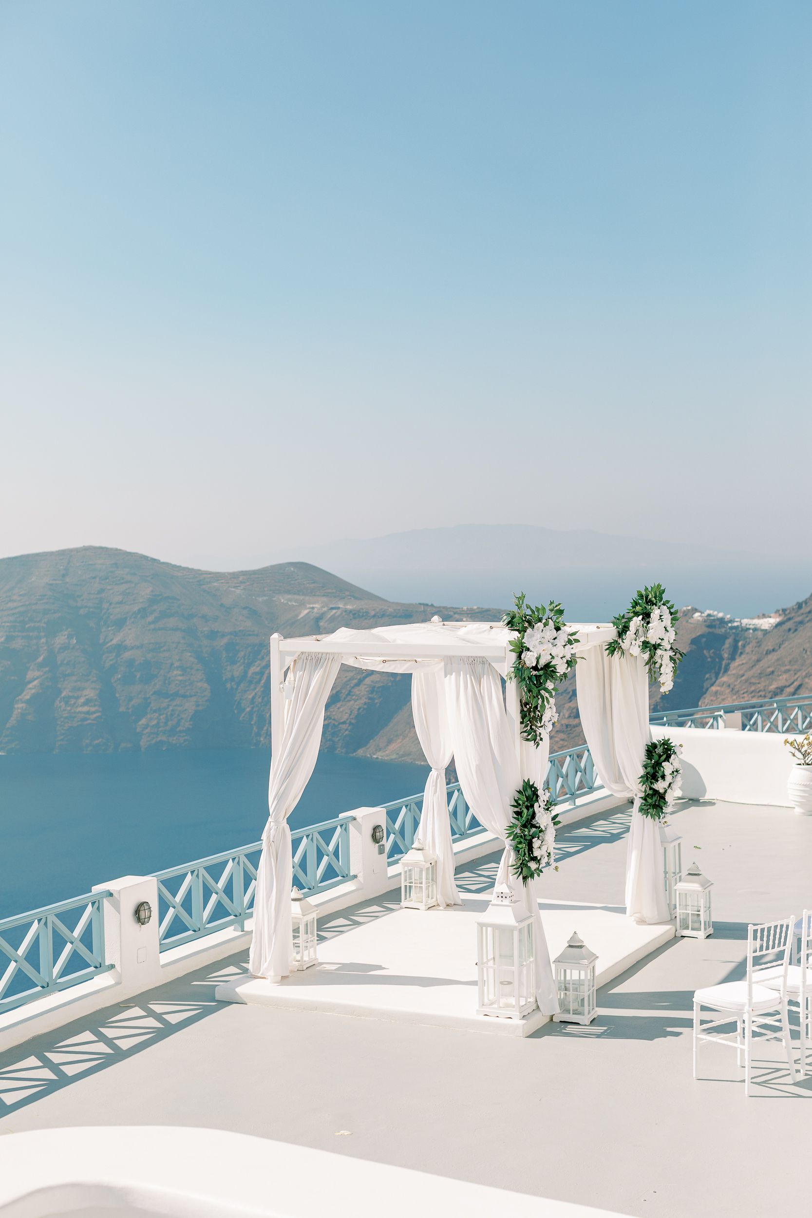 Wedding Photographer Franklyn K Santorini Greece Intimate 5345